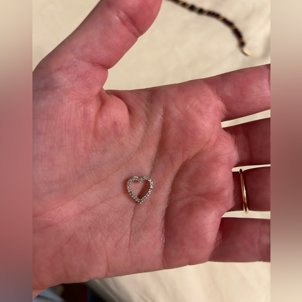Heart pendant